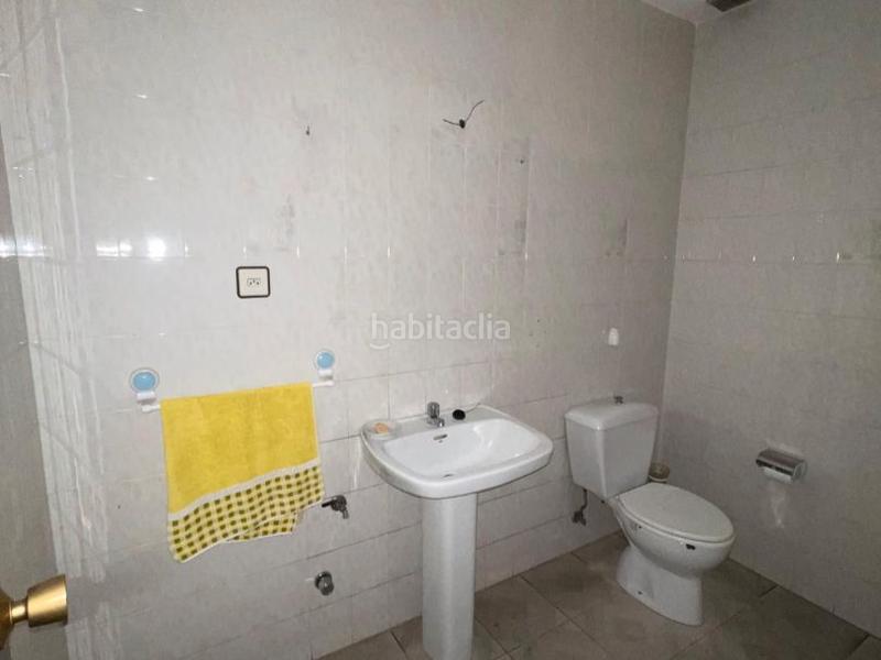 Foto b0350d54-1b5e-4204-b02b-5db2bc8dde0c. Alquiler local comercial en avenida de galicia 39 local en alquiler en Ponferrada