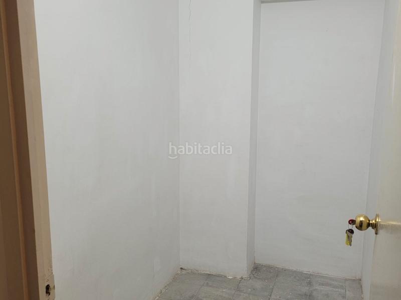 Foto e26828be-5391-431c-8af9-edddef9901ba. Alquiler local comercial en papa pius xi 174 alquilo trastero en Sabadell