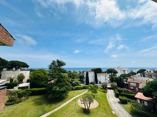 Rent Duplex in Bellesguard 17. Alquiler temporal con fábulosas vistas al mar