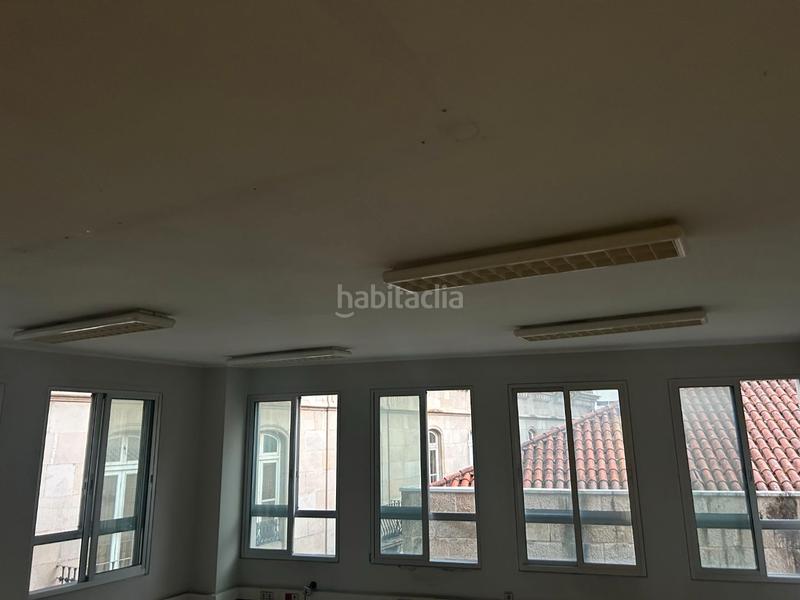 Foto 59af61d3-aeef-49ca-9fa7-0cc76f5c45f4. Location bureau dans porta do sol 7 dans Casco Vello Vigo