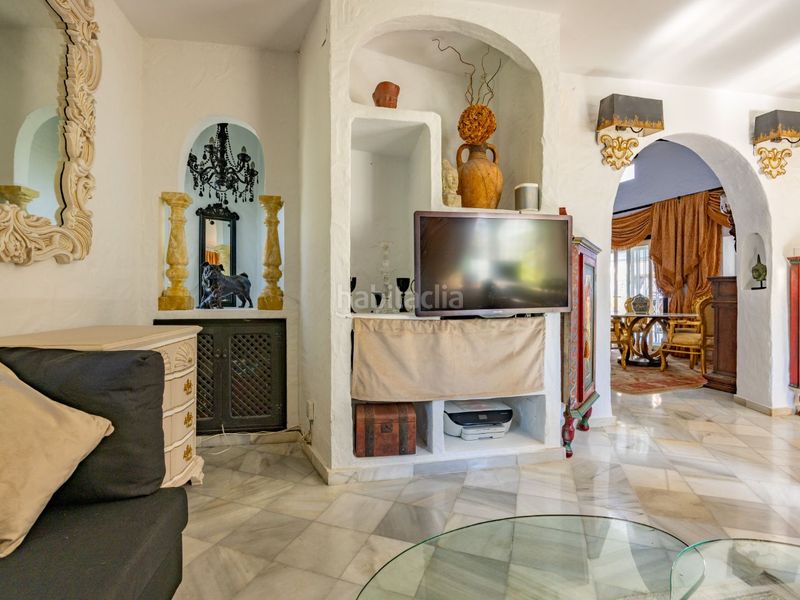 Foto 444175e4-e676-4d2c-b727-b91518e953c3. Alquiler casa en calle de la playa 3007 en Cabopino - Artola Marbella