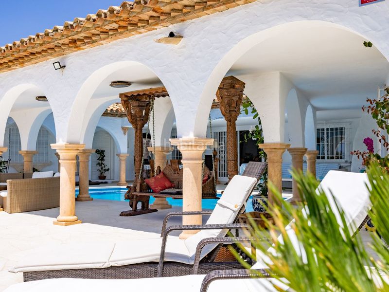 Foto 4dada87f-5d7c-4212-8367-58e1514275f7. Alquiler casa en calle de la playa 3007 en Cabopino - Artola Marbella