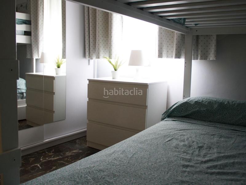 Foto 8d8a5a06-7299-4738-ab01-a6874f564886. Ático en castaño 50 tranquilo y amplio ático-duplex entre el mar y la vegetación en Fuengirola