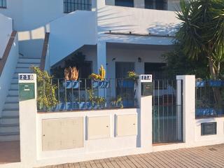 Apartament a Juan ramón jiménez 23 a. Casa con piscina en planta baja – el pedroso (sierra norte de s