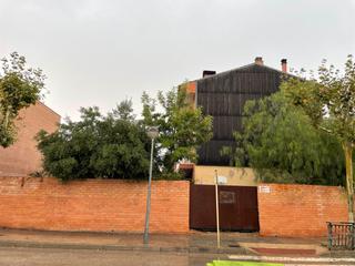 Terreno residencial en Avinguda del mil·lenari 48. Oferta! parcela de 140m2 en cambrils!