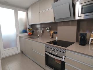 Appartement à Verge de la paloma 138. Piso totalmente reformado