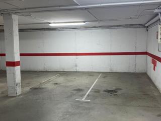 Aparcament cotxe a Carrer del bruc 50. Venta párquing coche calle bruc, 52. sant celoni