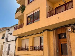 Piso en Calle maestre domènec 32. Piso en venta céntrico pinoso