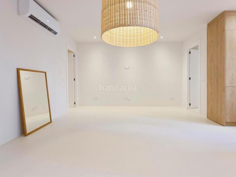 Foto 57d55bd3-4684-4744-a1a7-7da8e161faba. Piso en varsovia 69 oportunidad en horta-Guinardó con terraza de 30m² en Barcelona