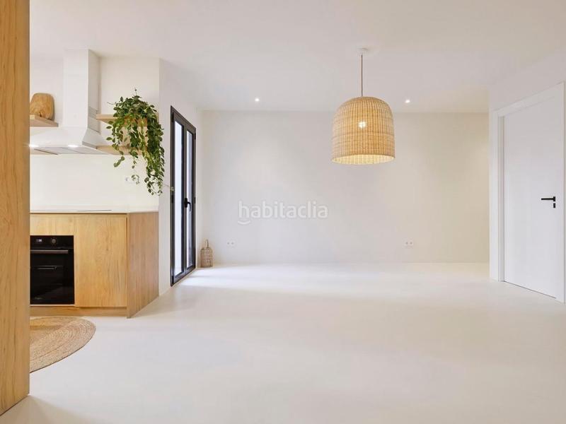 Foto 7e8bc79f-47a9-4e00-a09e-5c56a6779bbc. Piso en varsovia 69 oportunidad en horta-Guinardó con terraza de 30m² en Barcelona