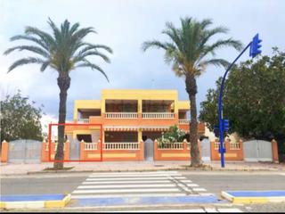 Lloguer Casa aparellada a Calle josé alarcón palacios  156. Planta baja puerto de mazarrón