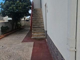 Miete Etagenwohnung in Carrer seneca 8. Vivienda unifamiliar en un chalet independiente