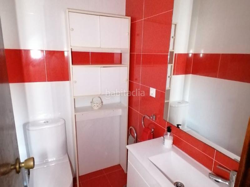 Foto 117c2a9a-e54c-4de1-a391-e0f86ff63c4b. Chalet en avenida de berria primera avenida 21 situada en la villa y a escasos metros de una de la mejores playas de cantabria , la playa de berria en Santoña