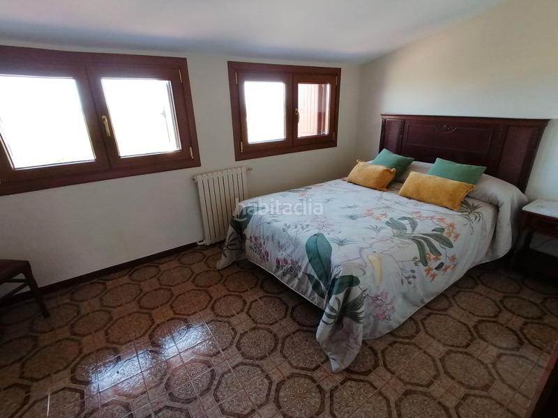 Foto 22780f28-f7e6-4411-b656-945bfbc027e7. Chalet en avenida de berria primera avenida 21 situada en la villa y a escasos metros de una de la mejores playas de cantabria , la playa de berria en Santoña