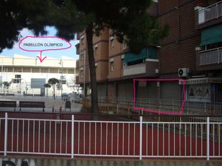 Geschäftsraum in Carrer de joaquim ruyra 13. Local comercial