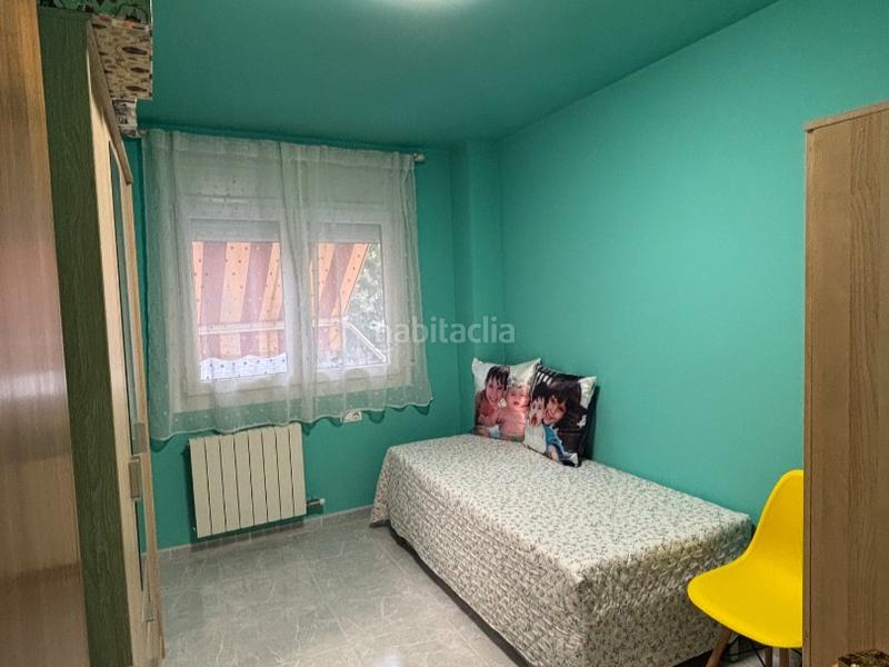 Foto 22c6bd24-6d16-4d34-b39f-23e61717848e. Casa adosada en carrer de la verneda 10 casa adosada muy cuidada en Anglès