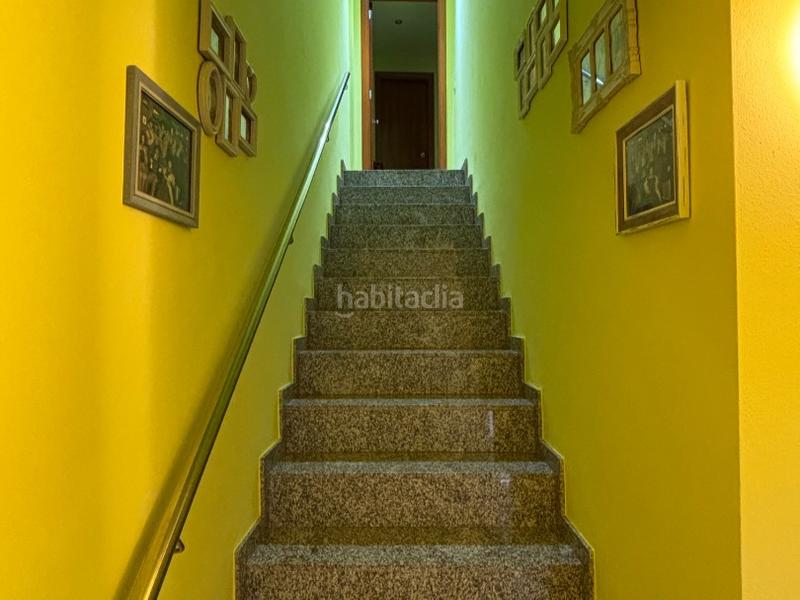 Foto 5a93cbf2-5c99-44d8-adb5-48aab4f08644. Casa adosada en carrer de la verneda 10 casa adosada muy cuidada en Anglès