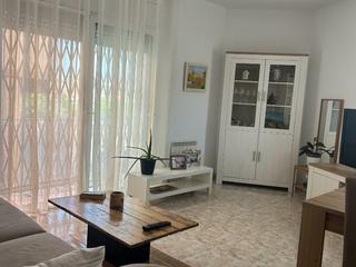 Flat in Plaça eusebio 1. Piso luminoso con terraza privada y 3 habitaciones