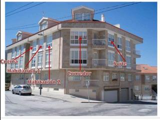 Appartement à Rúa as laxas 9. Piso equipado para entrar a vivir