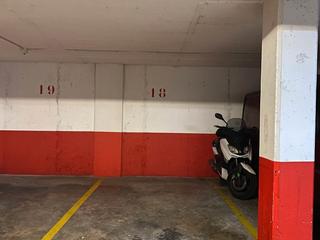 Alquiler Parking coche en Topete 7. Alquilo plaza de parquing al lado de la mútuaterrassa