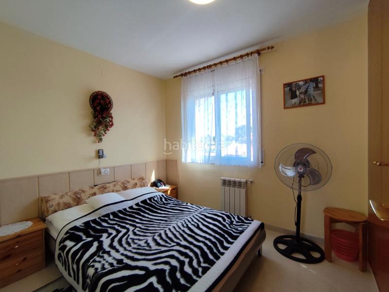 Foto ce2cc94b-d8b2-4304-9b36-487527555aed. Casa en avinguda de la diversitat 100 chalet adosado en el centro de miami en Miami Platja