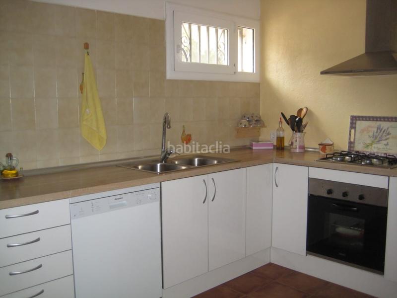 Foto 3d741604-c251-4f72-9537-79afbc5cf04e. Chalet en carrer la puda montserrat 15 casa independiente con piscina y barbacoa en Esparreguera