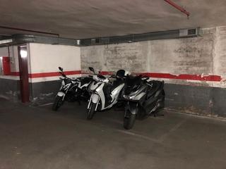 Parking coche en Llobregos 188. Parking buena inversion