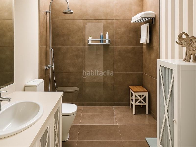 Foto 36c20ab1-32ff-46e0-addf-12e933c9e001. Casa adosada en salvador espriu 1 "casa exclusiva con piscina, jardín, buhardilla y máxima seguridad" en Ripollet