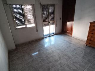 Appartement à Ortega y gasset  66. Amplio piso en sevilla