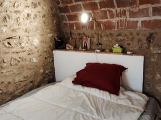 Affitto Casa in Calle sant martí 10. Lloguer habitació en casa de pedra