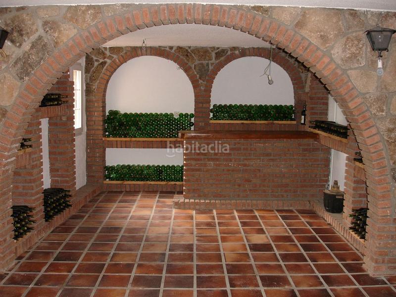 Foto 4498bdd9-13c3-4c73-94d4-a2aca9dd5f51. Chalet en calle de los álamos 5 impresionante chalet en Serranillos del Valle