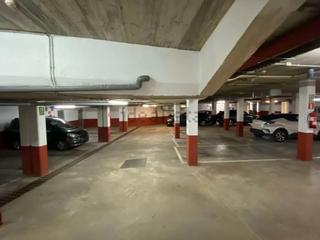 Miete Autoparkplatz in Calle calciners 10. Alquilo plaza de parking