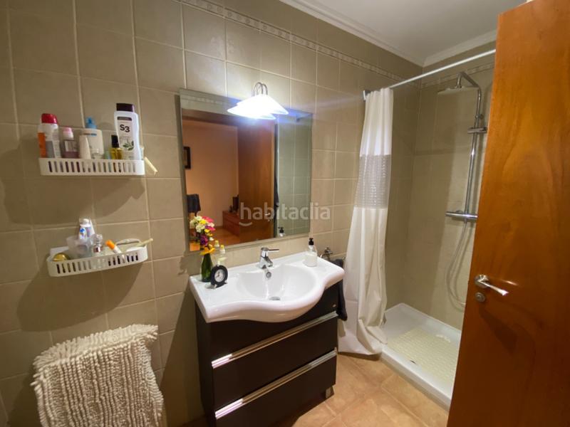 Foto 4627bb18-e3ca-4d92-bd09-648d7da393f7. Casa adosada en carrer del portal 30 en venda 3 cases adossades amb garatge i dos plantes d’habitatge en Guimerà