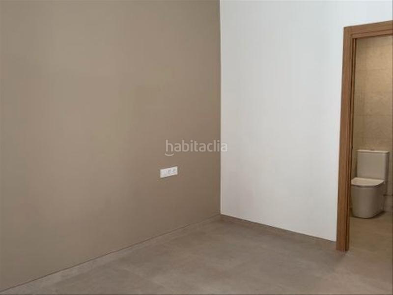 Foto 532f6f62-5cc3-47a0-92f1-3b16e4d7867c. Piso en ruiz de padron 13 espectacular planta baja reformada en Barcelona