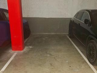 Lloguer Aparcament cotxe a Carrer fluvià 97. Lloguer de plaça d’aparcament en línia
