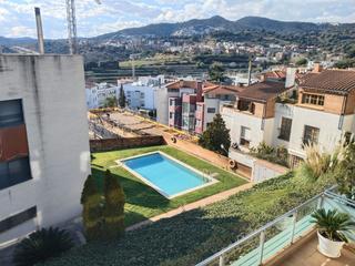 Piso en Carrer mare de déu de la mercè 28. Pis molt assolellat i còmode