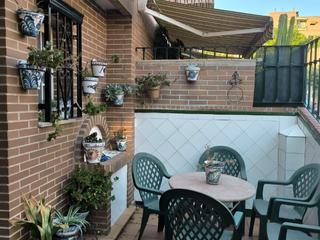 Casa a schiera in Calle iznájar 14