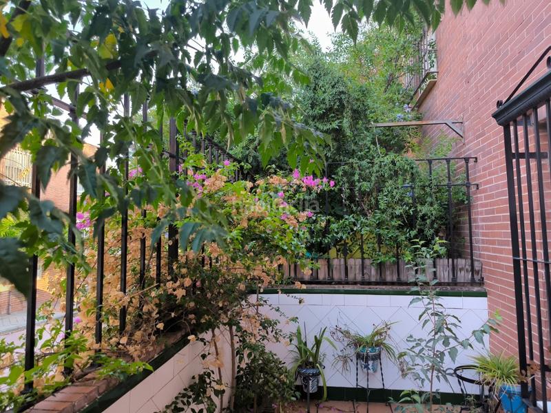 Foto db7d538f-e8a2-41e3-bdf4-f8be0da839b3. Casa adosada en calle iznájar 14 en Joaquina Eguaras Granada