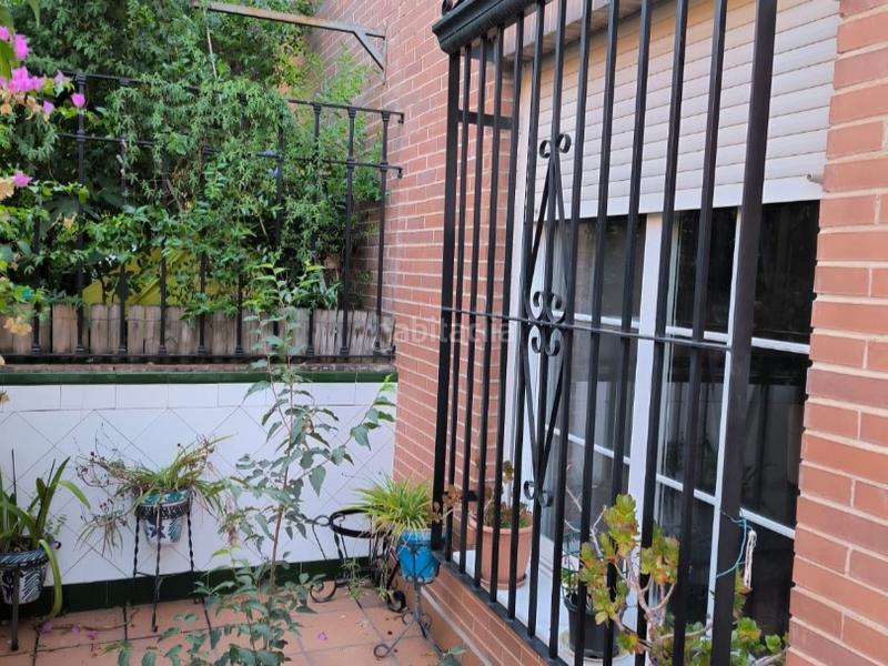 Foto 7cdfeaf2-1179-437f-a6b7-ea030a003277. Maison jumelée dans calle iznájar 14 dans Joaquina Eguaras Granada