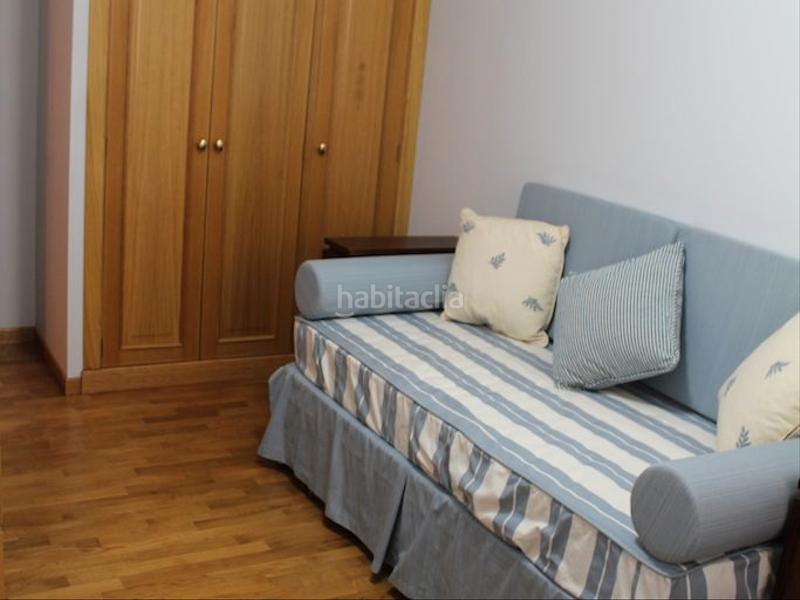 Foto 1c433ab4-be30-4a75-8f05-7c26538caefb. Rent flat in picos 10 in Ensanche Coruña (A)