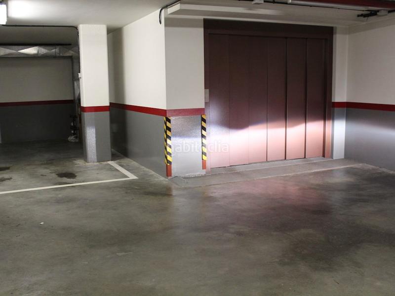 Foto 5c07a23e-edc7-40b9-9a7e-b05e8a815260. Rent flat in picos 10 in Ensanche Coruña (A)