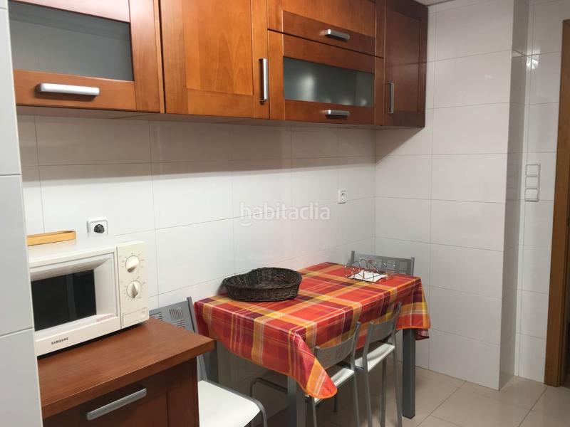 Foto af662870-1d46-4a32-9c3c-2cb056f4bc86. Rent flat in picos 10 in Ensanche Coruña (A)