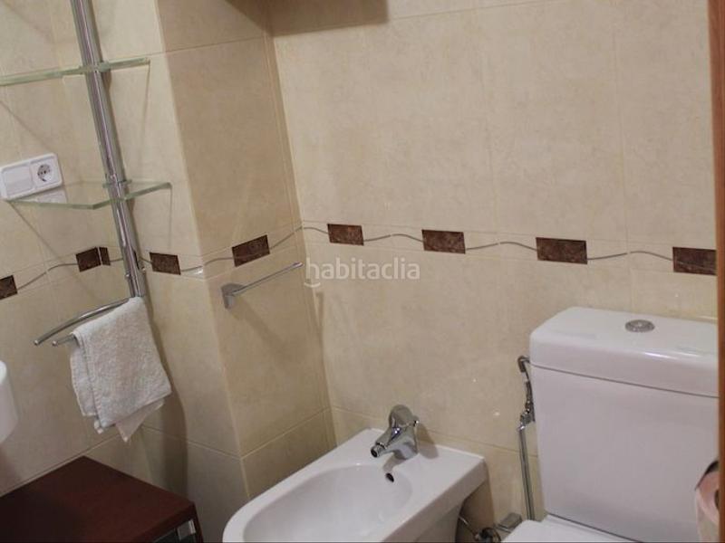 Foto c2f88711-12cc-40f6-8f75-7241a1b41f74. Rent flat in picos 10 in Ensanche Coruña (A)