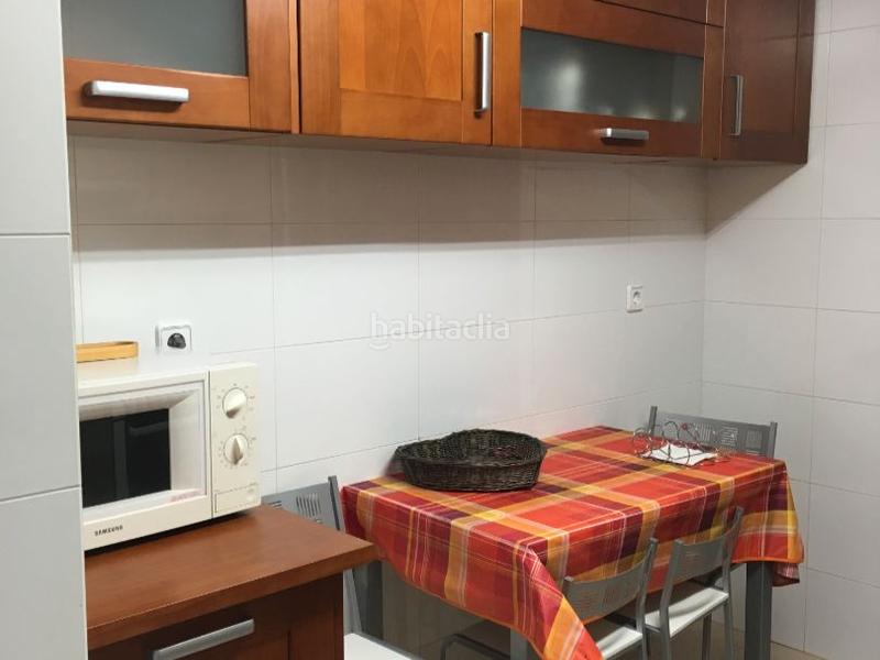 Foto c62295a1-83b2-4eeb-aea1-a14fd1ca293b. Rent flat in picos 10 in Ensanche Coruña (A)
