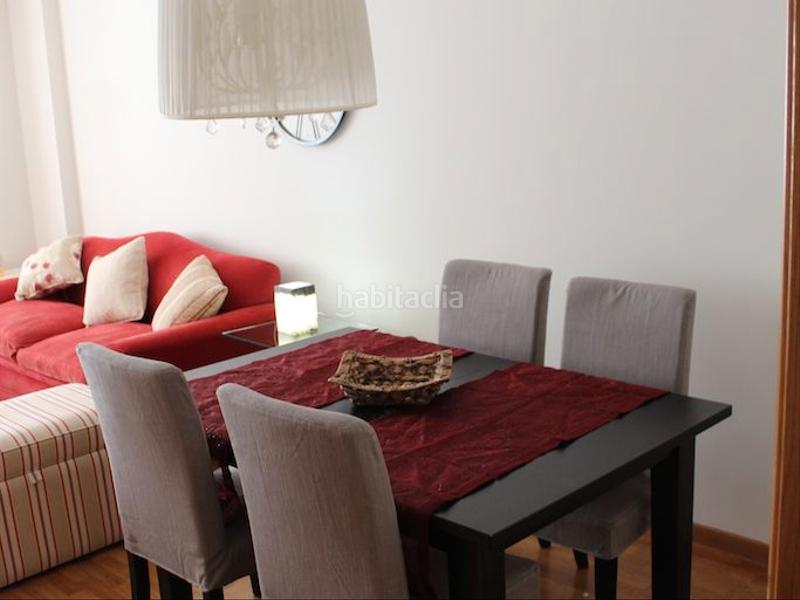 Foto d924077b-622b-4de1-abd5-86584b5145fa. Rent flat in picos 10 in Ensanche Coruña (A)