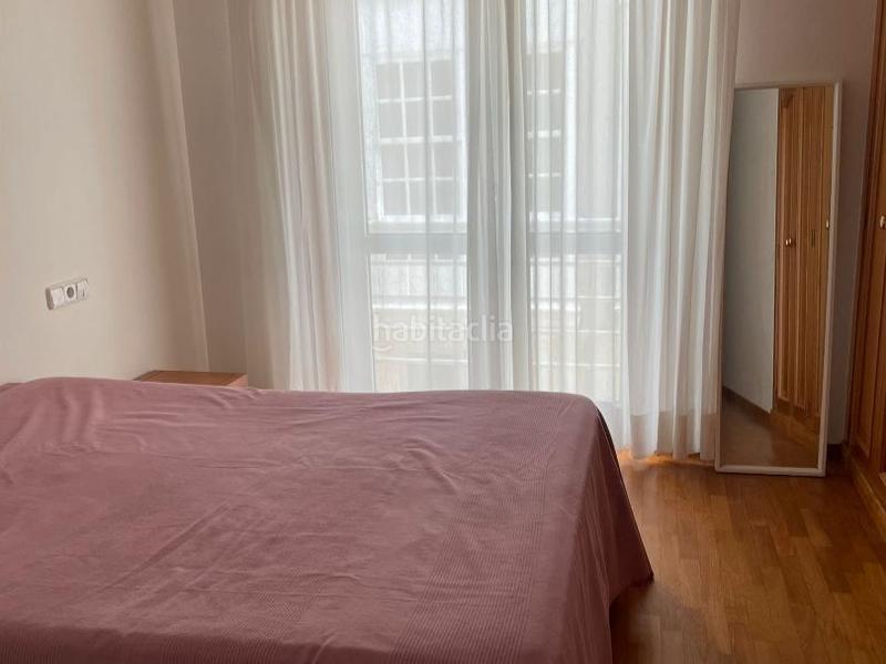 Foto f9dc6eda-dcc9-40e2-b539-b80d1c4ea5b6. Rent flat in picos 10 in Ensanche Coruña (A)