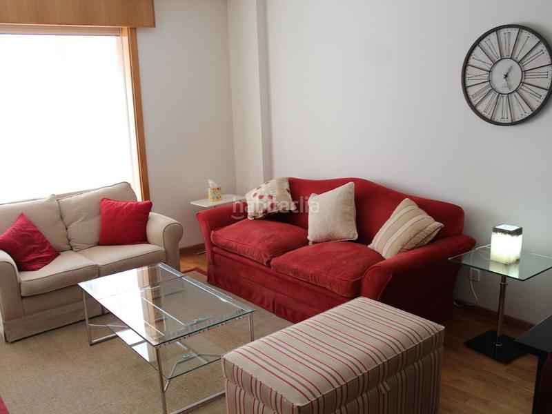 Foto fd34212e-6f01-4349-80e6-37739ddc7c1d. Rent flat in picos 10 in Ensanche Coruña (A)