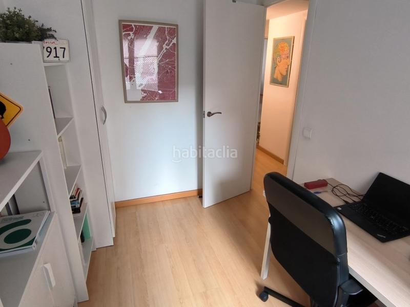 Foto b85a89e2-950e-4c86-a7d6-a808c2f62042. Piso en ignasi iglesias 3 piso centro en Centre Badalona