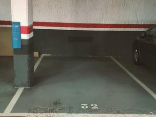 Miete Autoparkplatz in Carrer equador 95. Parking en calle equador 95