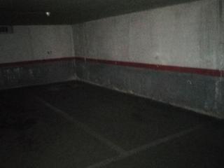 Alquiler Parking coche en Calle sant carles  67. Plaza de coche en alquiler